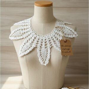 Handmade Vintage Crochet White Necklace